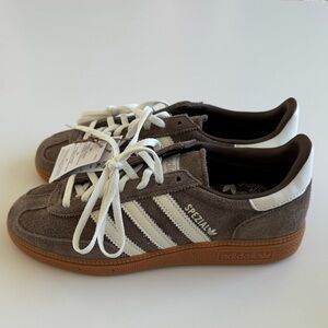 NWT - Adidas Handball Spezial W - Earth Strata - 6.5